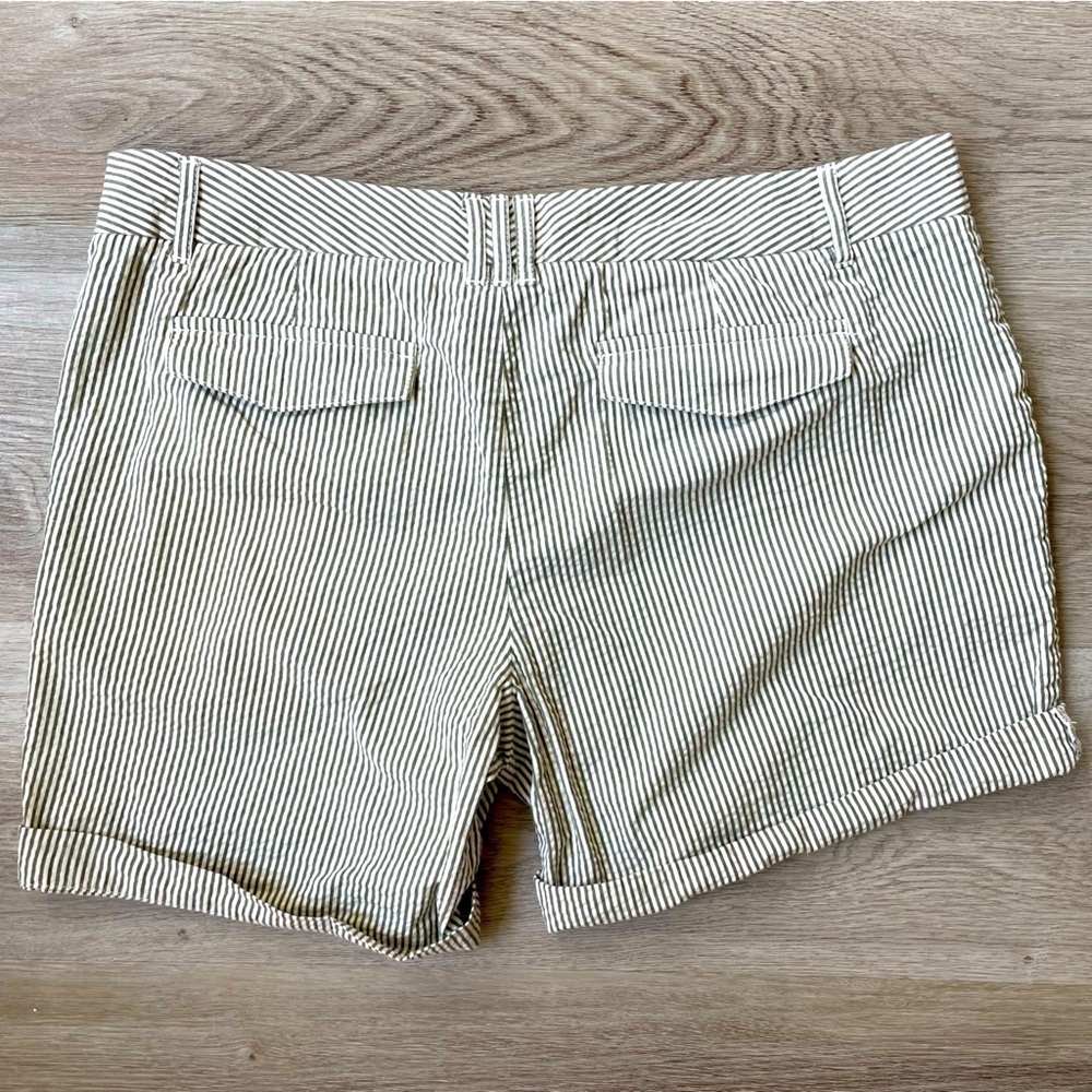 Banana Republic Sage Green Cream Striped Shorts - Picture 2 of 12